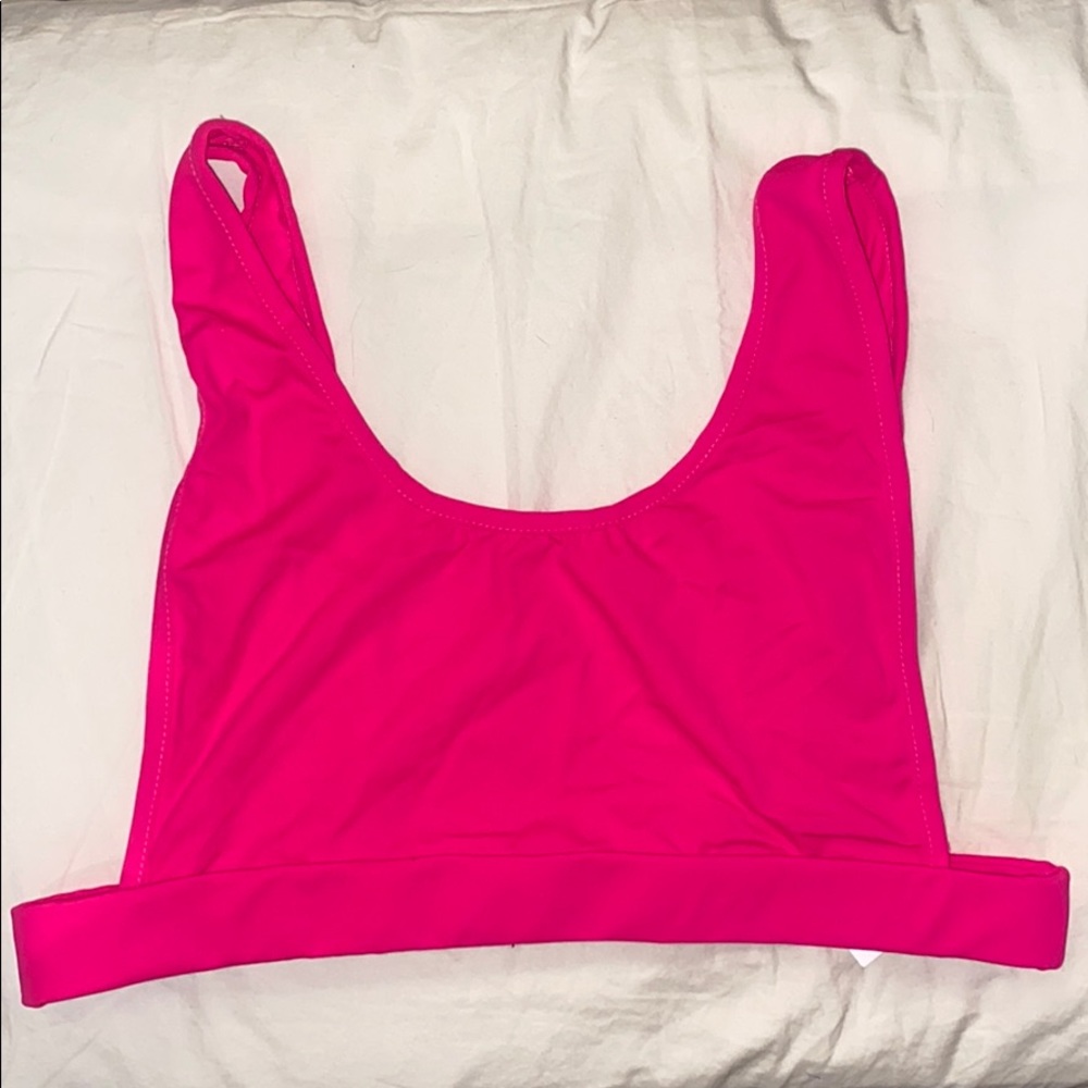 NWOT Hot pink Pretty Little Thing bikini top - Picture 2 of 6